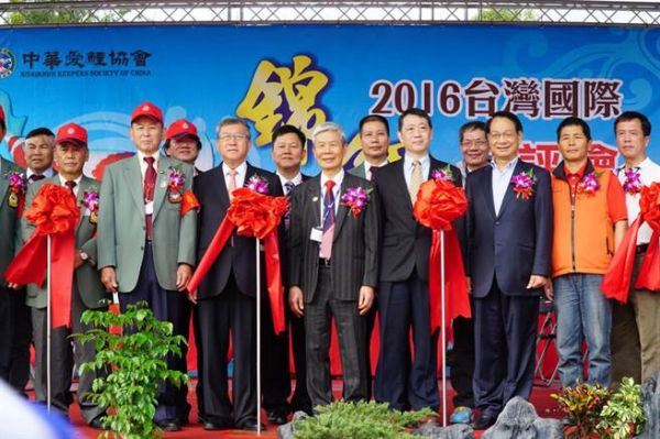 國際錦鯉品評會 千尾高檔錦鯉齊聚