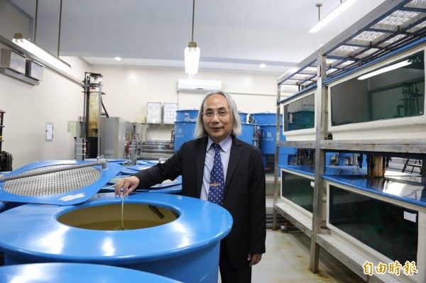 幫魚做電子化病歷 陳石柱獲十大傑出農業專家